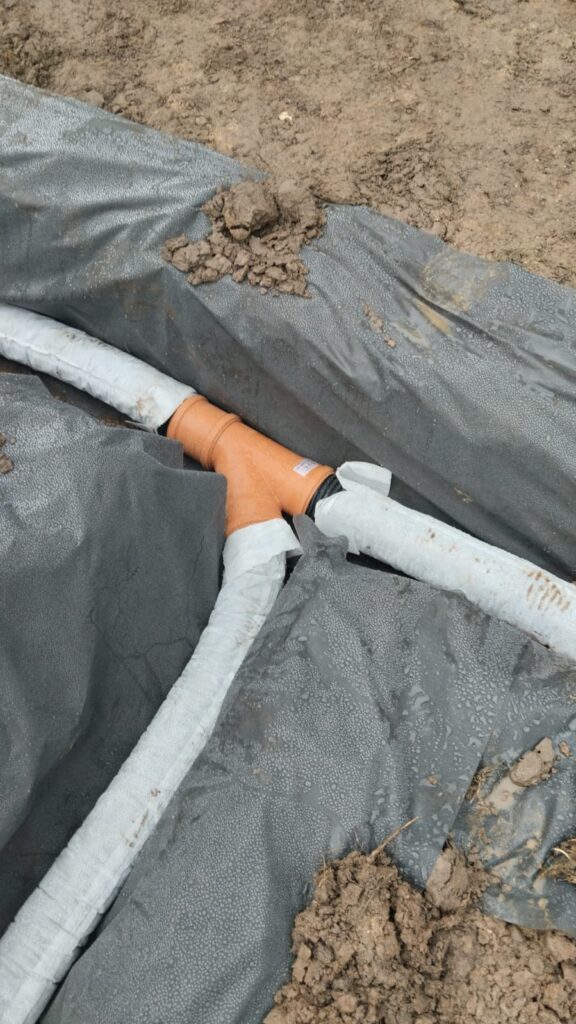 Laying drainage pipes for surface drainage